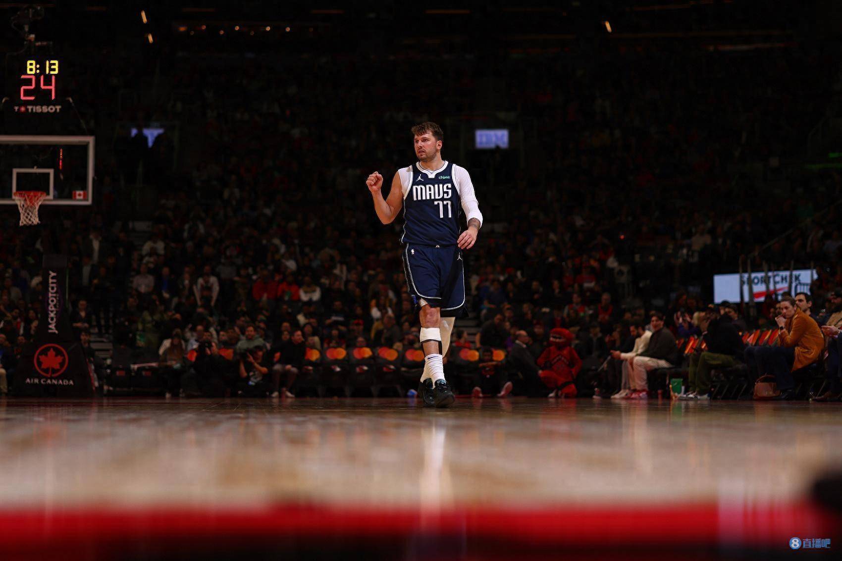 开云在线开户-东契奇连续二十场比赛得分超过重要助攻,利物浦不断突破!-开云在线开户