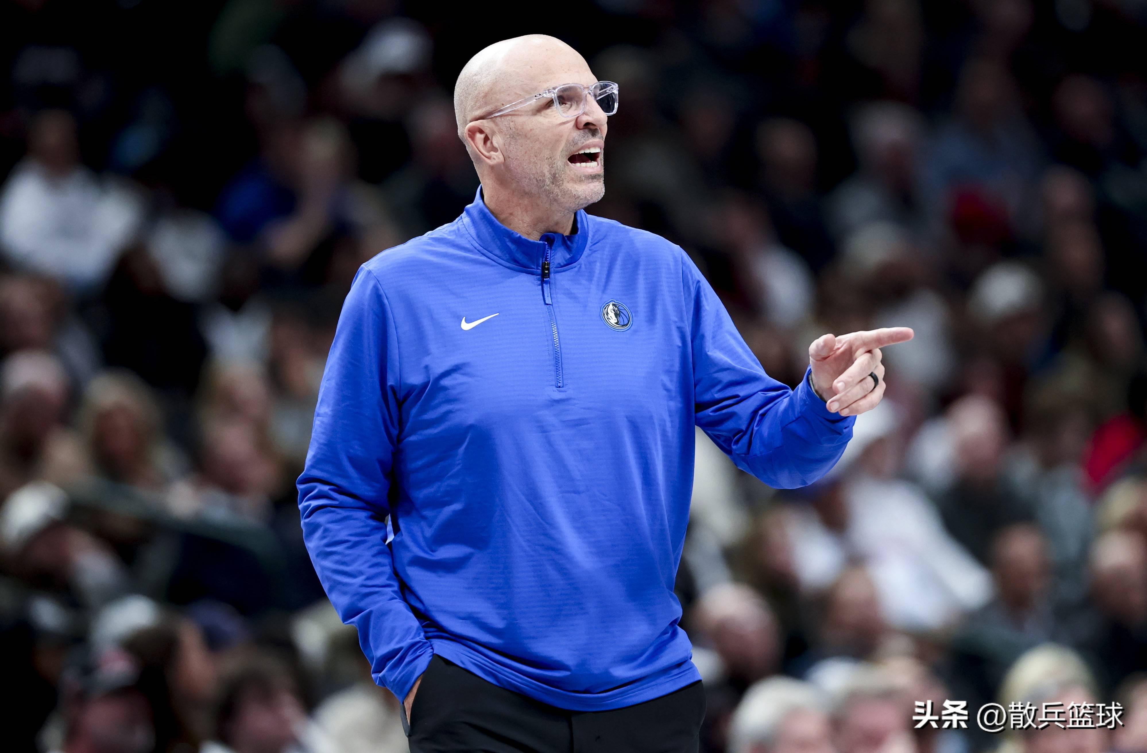 开云-浓眉哥官方宣布晋级下一阶段新规,篮网引发争议!比赛高潮迭起-开云